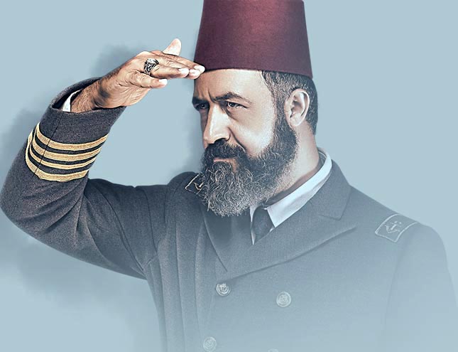 Mehmet Özgür Ertuğrul 1890 filminde Ertuğrul fırkateyni kaptanı Âli Bey rolünde (Ali Bey olarak da yazılır)